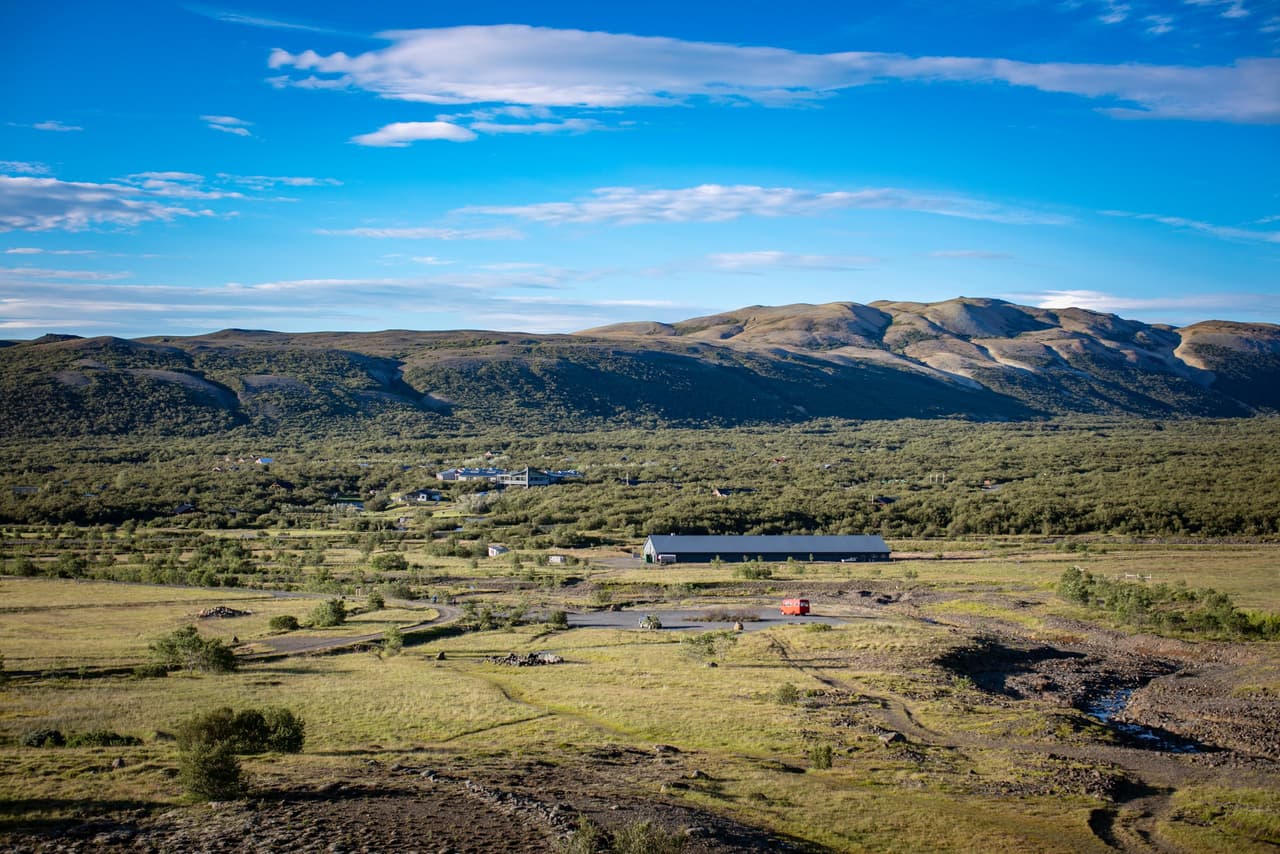 Húsafell 3, verslunar- og þjónustusvæði við Kaldadalsveg – Tillaga að breytingu á deiliskipulagi